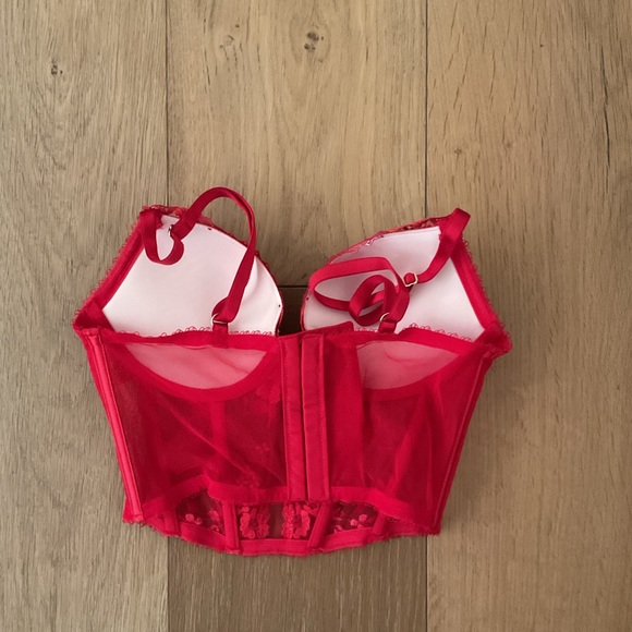 Victoria’s Secret corset top - Picture 2 of 2